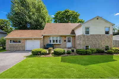 1425 Pine Drive, Bay Shore, NY 11706 - Photo 1