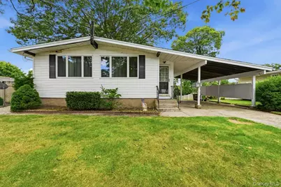 90 Samuel Street, Ronkonkoma, NY 11779 - Photo 1
