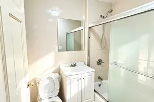 141-05 Cherry Ave, Flushing, NY 11355 - Photo 10