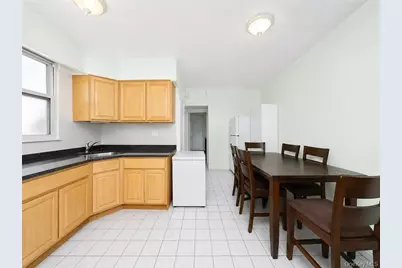 815 Avenue U, Brooklyn, NY 11223 - Photo 6