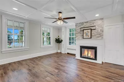 324 Woodbine Avenue, Northport, NY 11768 - Photo 12