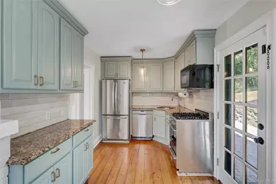 324 Woodbine Avenue, Northport, NY 11768 - Photo 20
