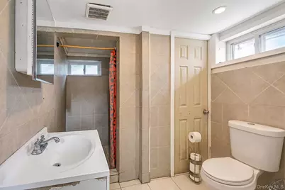 240 28th Street, Copiague, NY 11726 - Photo 8