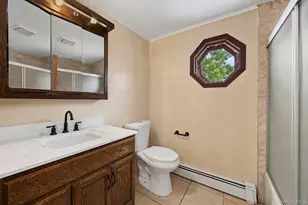 240 28th St, Copiague, NY 11726 - Photo 6