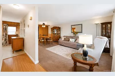 38 Imperial Drive, Selden, NY 11784 - Photo 4