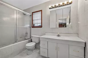 214 Avery Pl, Cedarhurst, NY 11516 - Photo 22