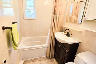 229-28 Kingsbury Ave, Bayside, NY 11364 - Photo 10