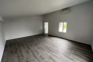 861 Midland Ave, Yonkers, NY 10704 - Photo 2