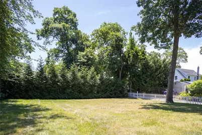 185 Maiden Lane, Mattituck, NY 11952 - Photo 18