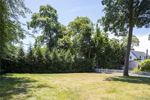 185 Maiden Ln, Mattituck, NY 11952 - Photo 18