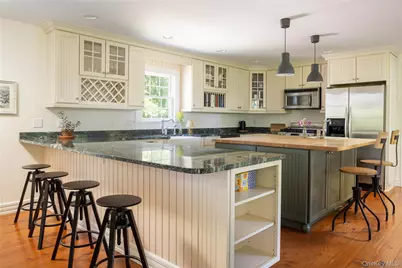 185 Maiden Lane, Mattituck, NY 11952 - Photo 4