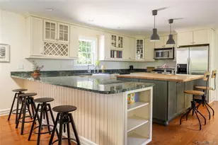 185 Maiden Ln, Mattituck, NY 11952 - Photo 4