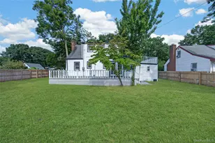 343 Sylvan Ln, Westbury, NY 11590 - Photo 28