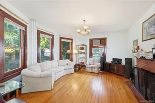 5 Woodland Pl, White Plains, NY 10606 - Photo 6