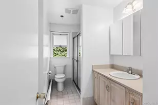 84 N Surfside Ave, Montauk, NY 11954 - Photo 14