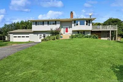 84 N Surfside Avenue, Montauk, NY 11954 - Photo 2