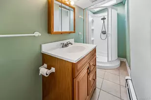 75- 25 W Shore Rd, Port Washington, NY 11050 - Photo 14