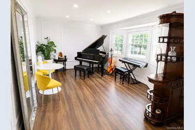 25 Charter Avenue, Dix Hills, NY 11746 - Photo 26