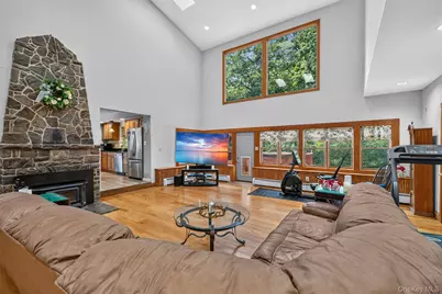 65 Oxford Springs Road, Chester, NY 10918 - Photo 4