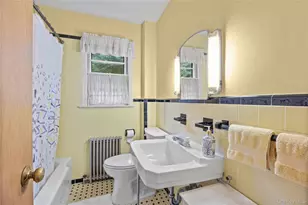 99 Warner Rd, Huntington, NY 11743 - Photo 22