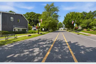 56 Westchester Avenue, Pound Ridge, NY 10576 - Photo 4