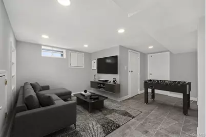 11 1st Place, Garden City, NY 11530 - Photo 10