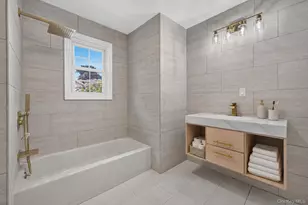 11 1st Pl, Garden City, NY 11530 - Photo 4