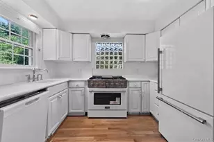 11 1st Pl, Garden City, NY 11530 - Photo 8