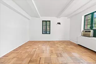 1589 Unionport Rd, Bronx, NY 10462 - Photo 10