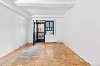 1589 Unionport Road #ME, Bronx, NY 10462 - Photo 2