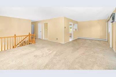 221 Roosevelt Avenue, Massapequa Park, NY 11762 - Photo 10