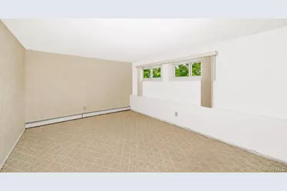 221 Roosevelt Avenue, Massapequa Park, NY 11762 - Photo 32