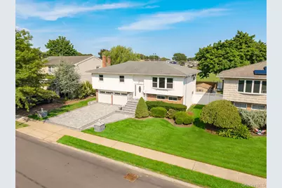 221 Roosevelt Avenue, Massapequa Park, NY 11762 - Photo 42