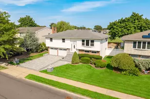 221 Roosevelt Ave, Massapequa Park, NY 11762 - Photo 42