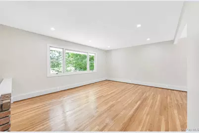 42 Noahs Path, Rocky Point, NY 11778 - Photo 6