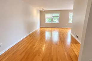 1533 208th St, Bayside, NY 11360 - Photo 6