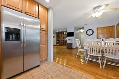 1471 Beech Lane, East Meadow, NY 11554 - Photo 8