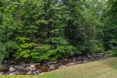 599 Hortontown Road, Hopewell Junction, NY 12533 - Photo 22