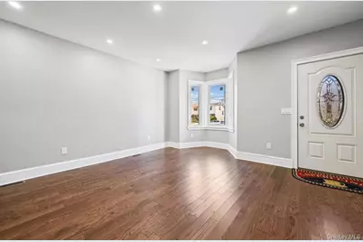 11521 143rd St #1, Jamaica, NY 11436 - Photo 2