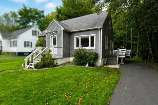 17 Greenview Ave, Monticello, NY 12701 - Photo 2