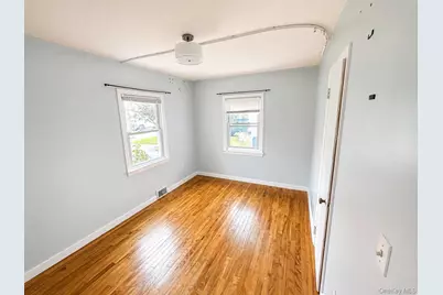 17 Greenview Avenue, Monticello, NY 12701 - Photo 6