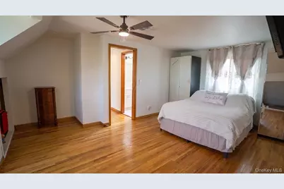 265 Weidner Avenue, Oceanside, NY 11572 - Photo 20