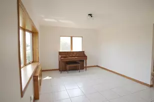 265 Weidner Ave, Oceanside, NY 11572 - Photo 12