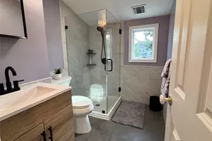 51 Bayway Ave, Bay Shore, NY 11706 - Photo 24