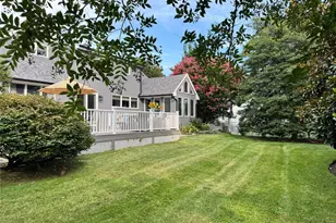 51 Bayway Ave, Bay Shore, NY 11706 - Photo 28
