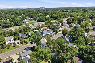 50 Bittermint St, Islip, NY 11751 - Photo 6