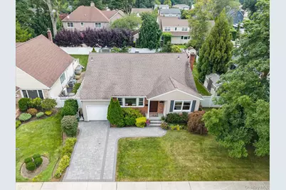 1415 Gaston Street, Wantagh, NY 11793 - Photo 28