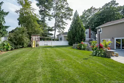 1415 Gaston Street, Wantagh, NY 11793 - Photo 34