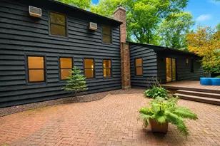 111 Fleets Cove Rd, Huntington, NY 11743 - Photo 20
