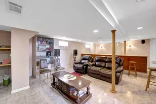 409 St Agnes Pl, Franklin Square, NY 11010 - Photo 24